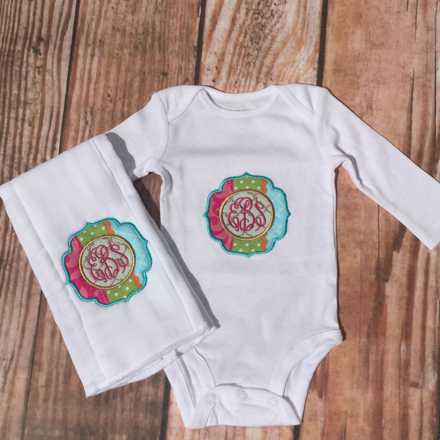 Monogrammed appliqued Baby girls one piece bodysuit and burp cloth matching set, baby shower gift, monogrammed bodysuit monogrammed burp