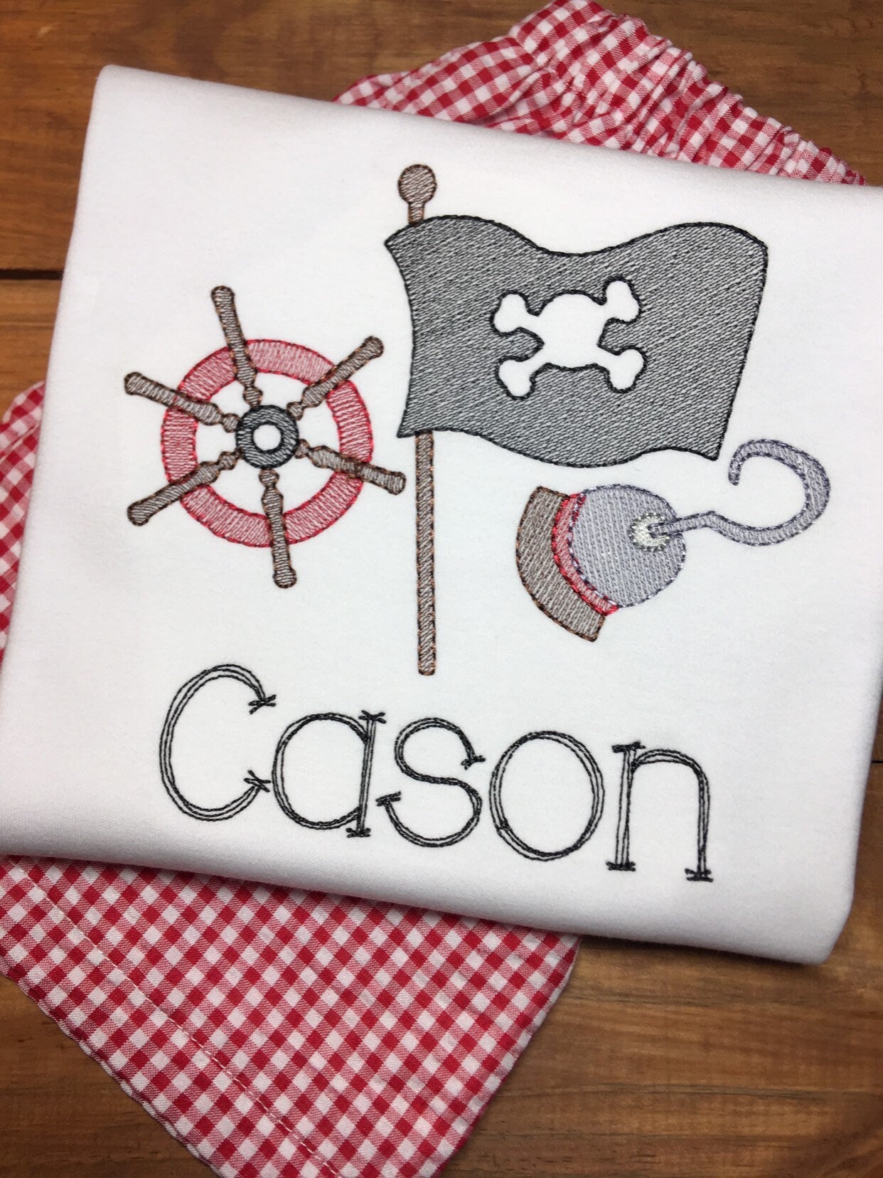 Boys pirate personalized shirt, boys personalized pirate shirt, boys appliqué shirt, boys pirate birthday shirt, boys beach shirt