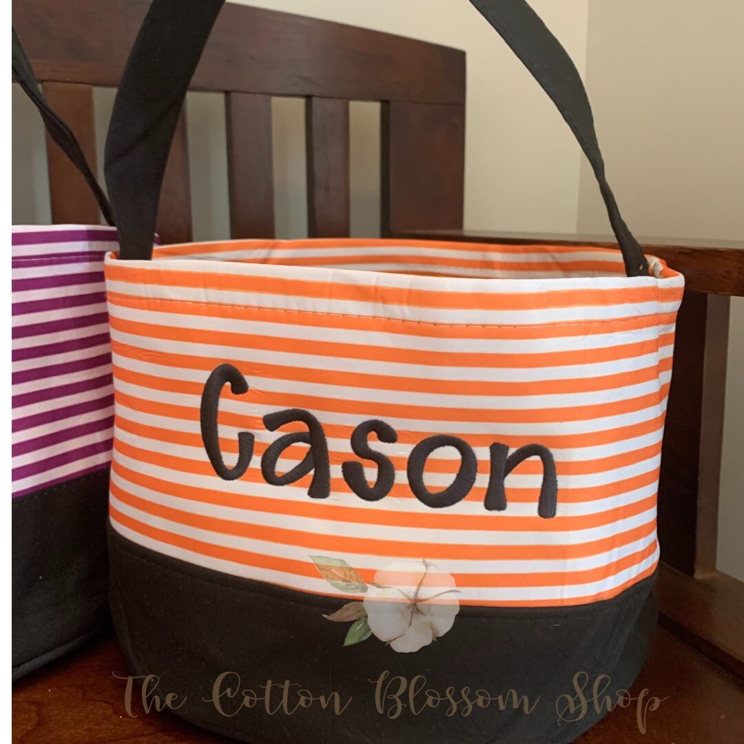 Trick or treat bag, monogrammed Halloween Bucket, Halloween Candy tote bag, Halloween bag, monogrammed halloween bag, personalized