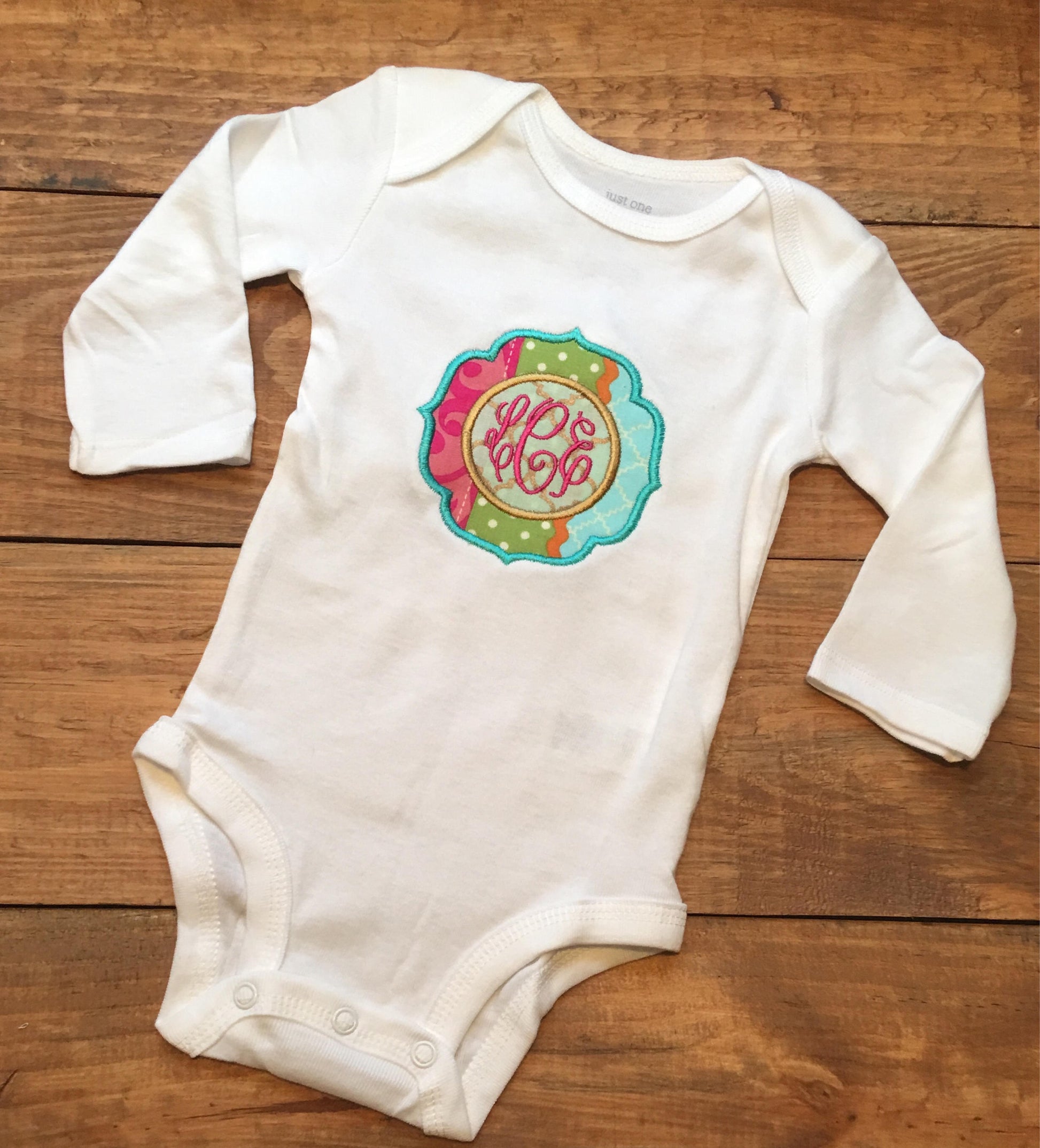 Monogrammed appliqued Baby girls one piece bodysuit and burp cloth matching set, baby shower gift, monogrammed bodysuit monogrammed burp