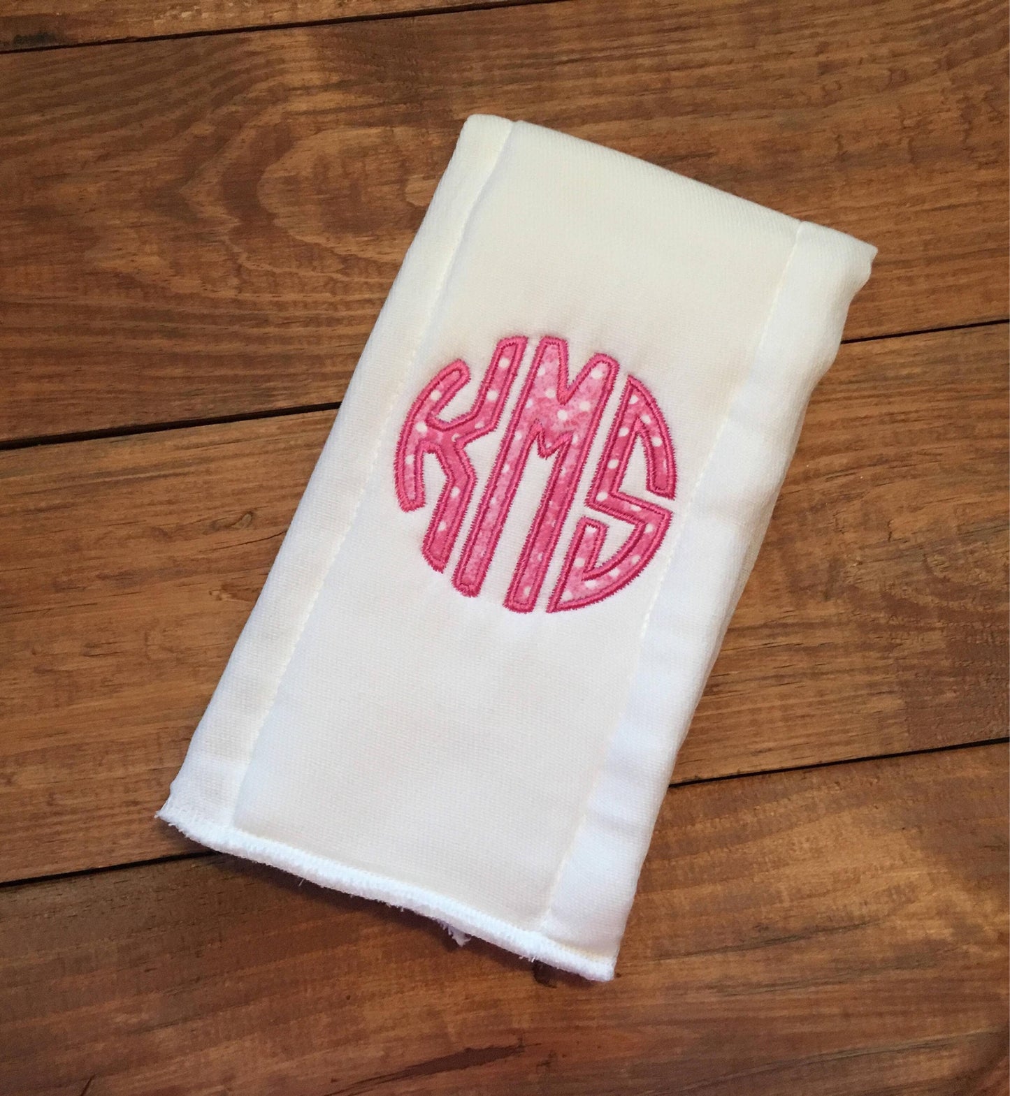 Baby girls appliqued circle monogrammed burp cloth - girls monogrammed baby shower gift - girls monogrammed burp cloth - circle monogrammed