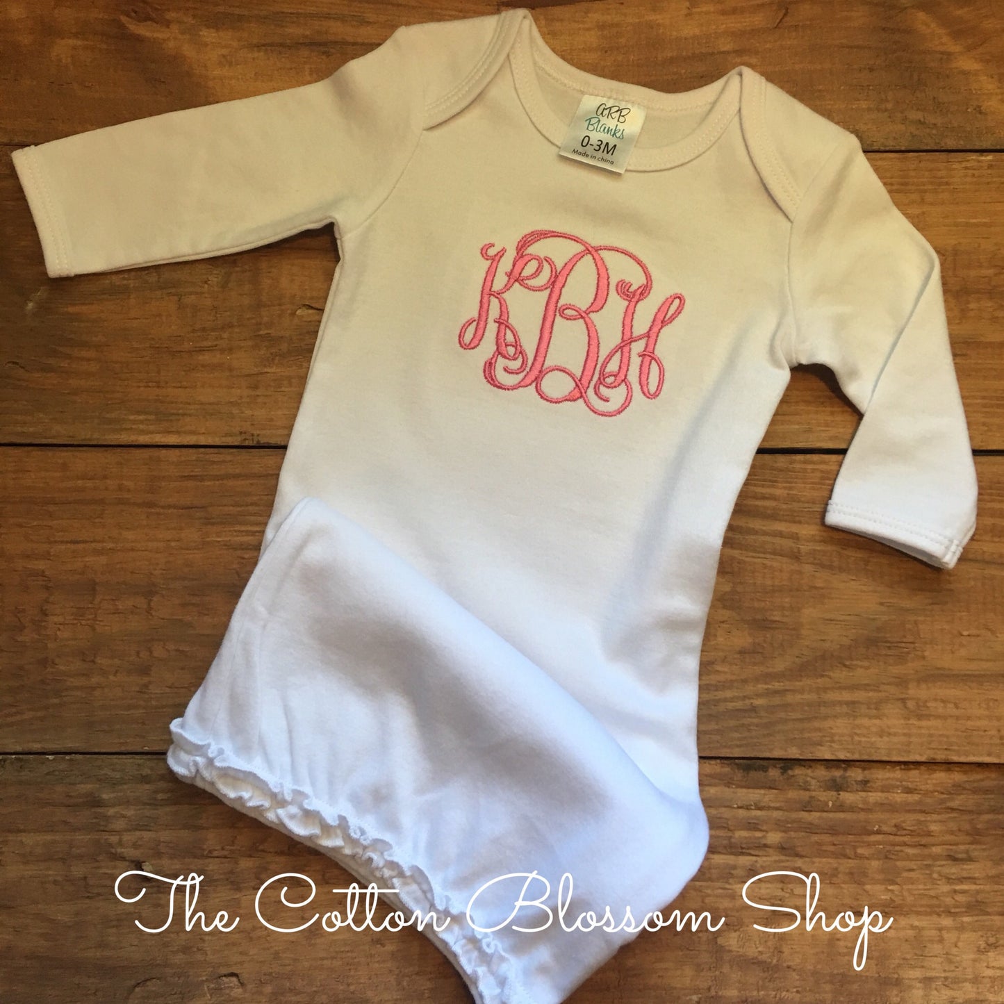 Baby Girls Coming Home Outfit, newborn coming home outfit, newborn clothes, boutique baby, monogrammed ruffle baby gown and burp cloth