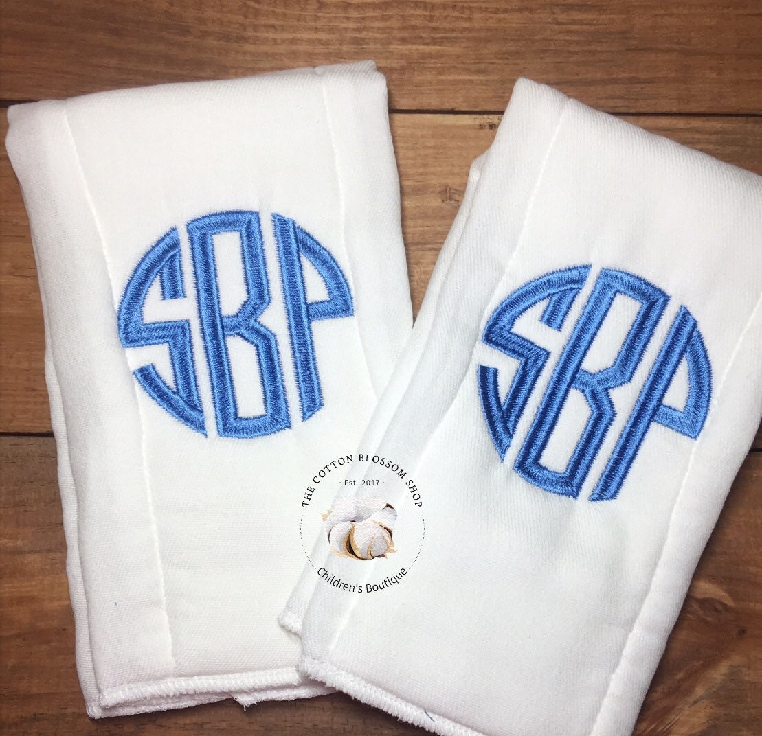 Baby boys circle monogrammed burp cloth - boys monogrammed baby shower gift - boys monogrammed burp cloth - circle monogrammed