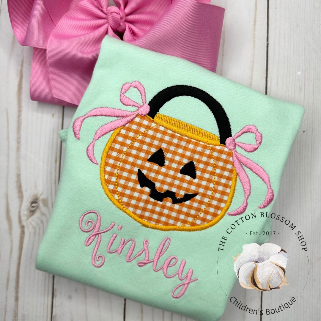 Girl's monogrammed pumpkin shirt, girls jackolantern shirt, pumpkin shirt, fall outfit, halloween shirt, pumpkin shirt, monogrammed